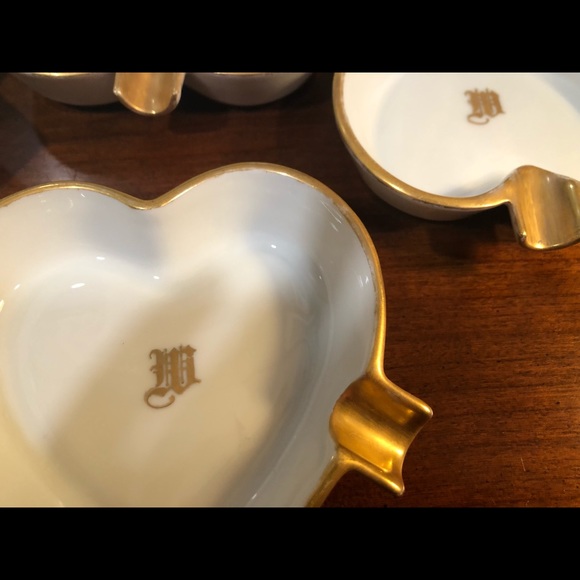 Vintage card suit individual ashtrays - Picture 4 of 4